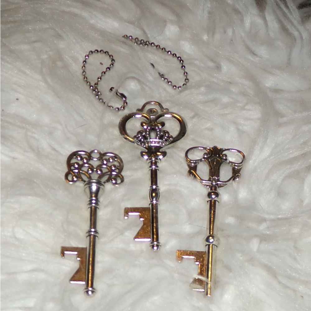 Vintage Style Silver Keys with Keychain Attachments